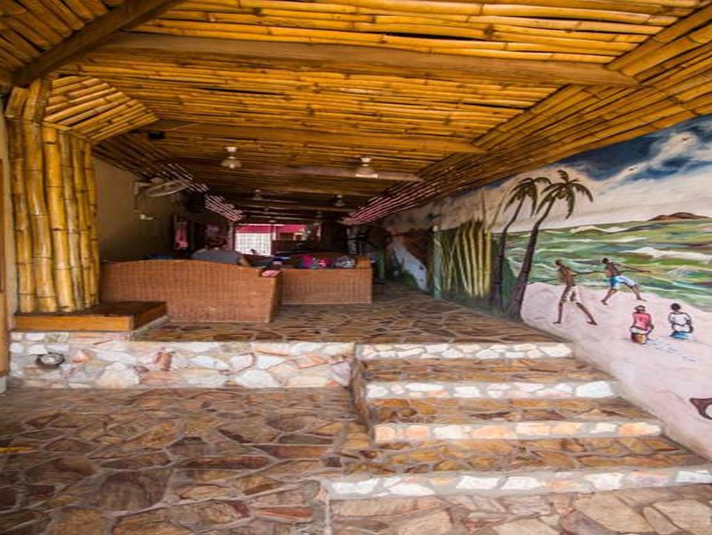 The Sleepy Hippo Hotel Accra Exterior photo